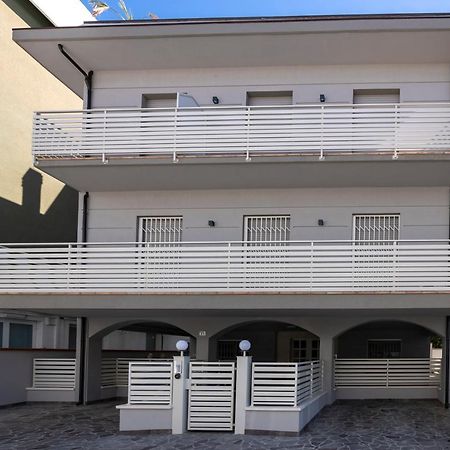 Casa Plauto SUITE senza cucina Bellaria-Igea Marina Exterior foto